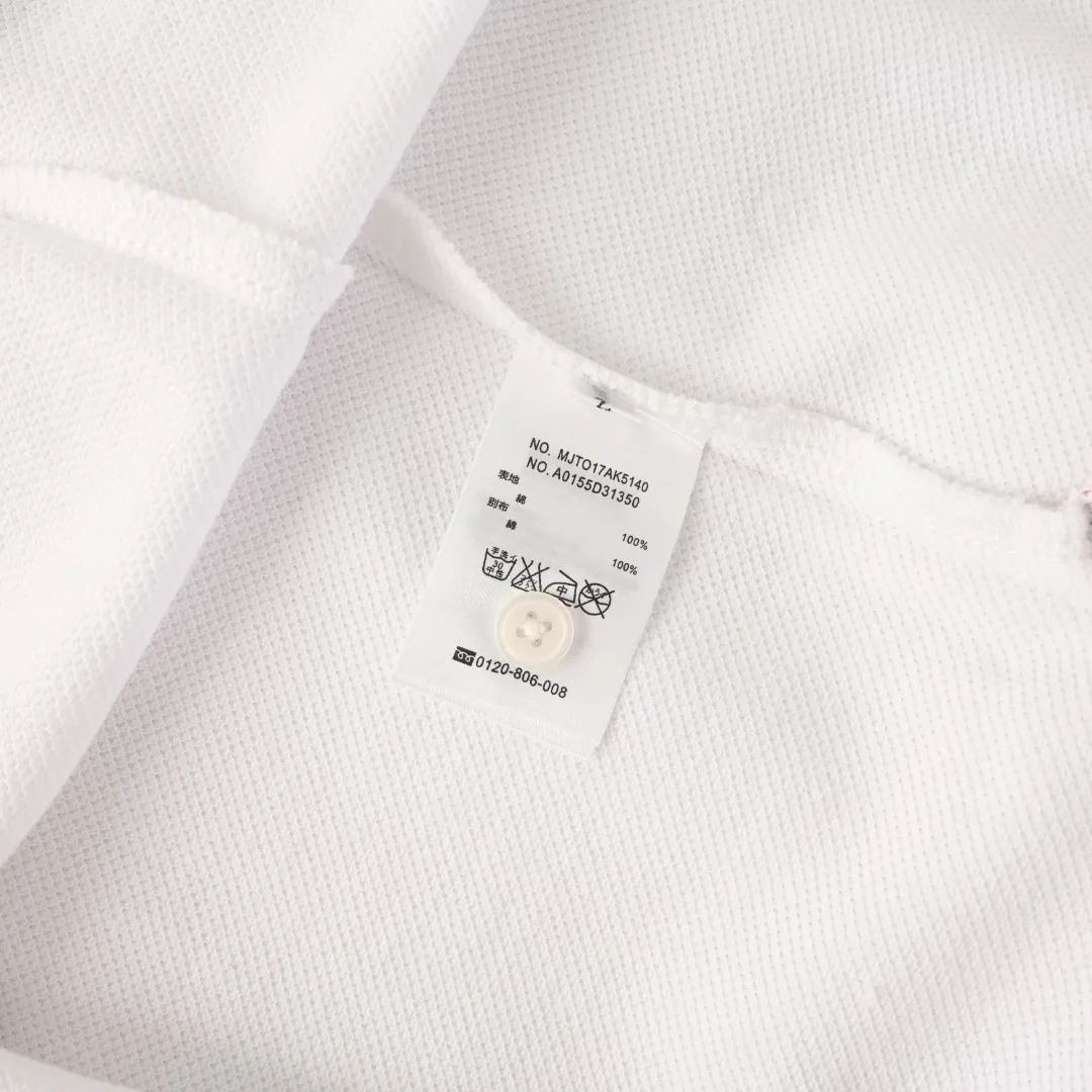 THOM BROWNE TB POLO THOM BROWNE . TB 260 TB Classic POLO 260 Authentic Factory Quality Same Style Authentic ：White/Black/Gray Size：1 2 3 4